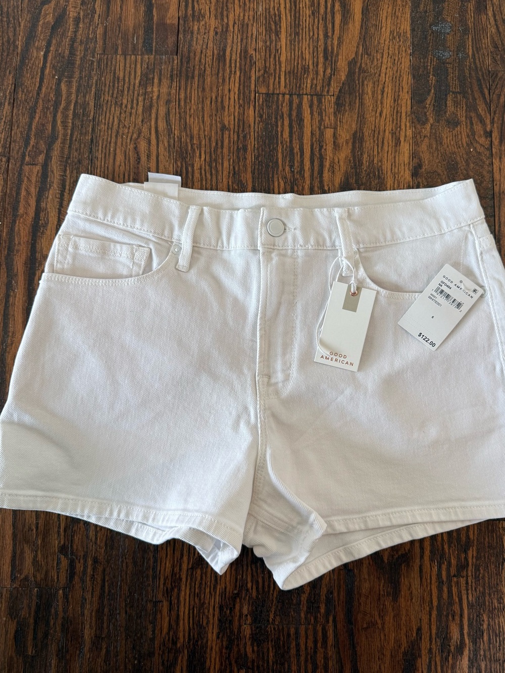 NWT! Good American Shorts